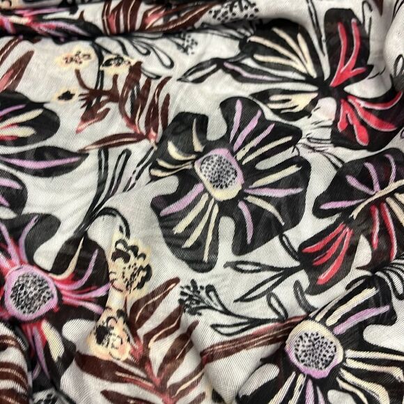 Vera Bradley Colorful Floral Rayon Soft Lightweight Scarf-Approx 72” by 26” NWT - Picture 6 of 10